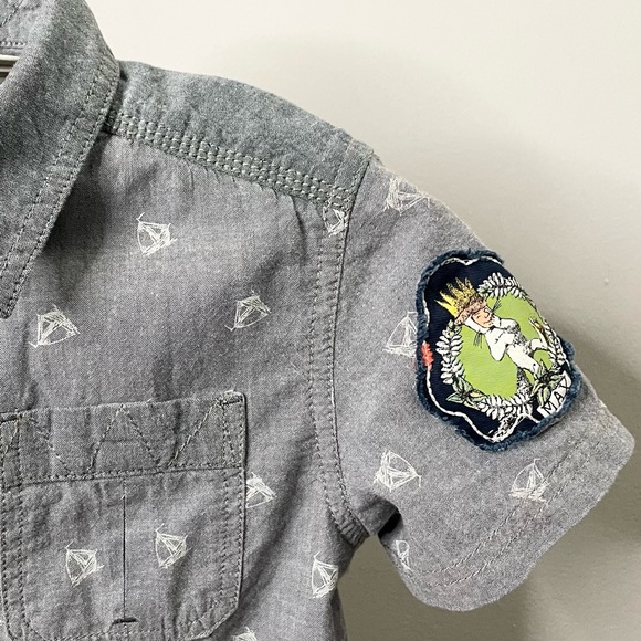 WHERE THE WILD THINGS ARE Chambray Short Sleeve Button Down Shirt - Picture 7 of 7
